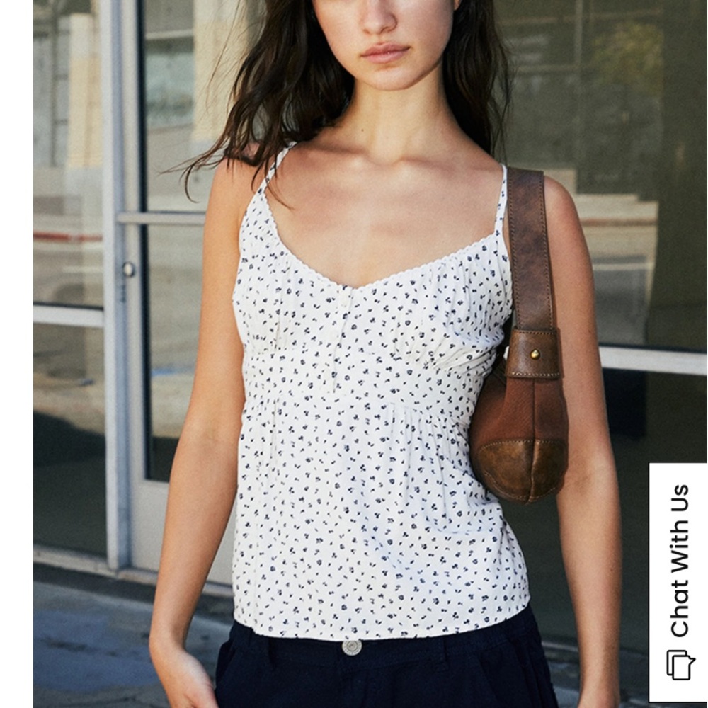 Floral lace trimmed tank